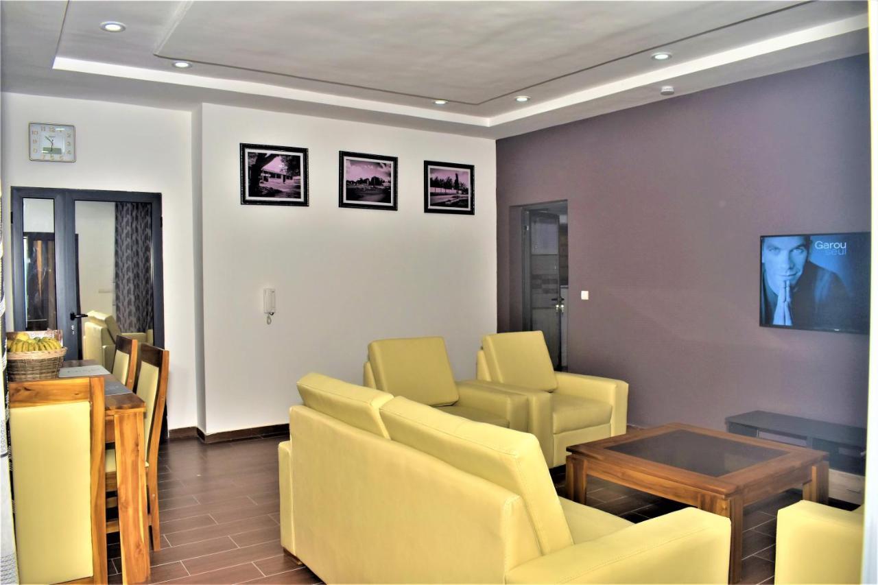 Residence Bellevue Sito Aiport- Lome Bagian luar foto